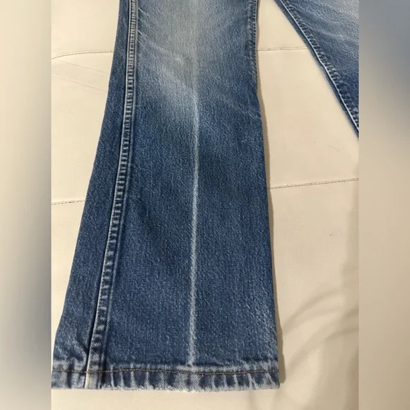 Vintage Wrangler perfectly distressed jeans32 x 30